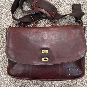 WILL Leather Goods Kent Messenger Bag